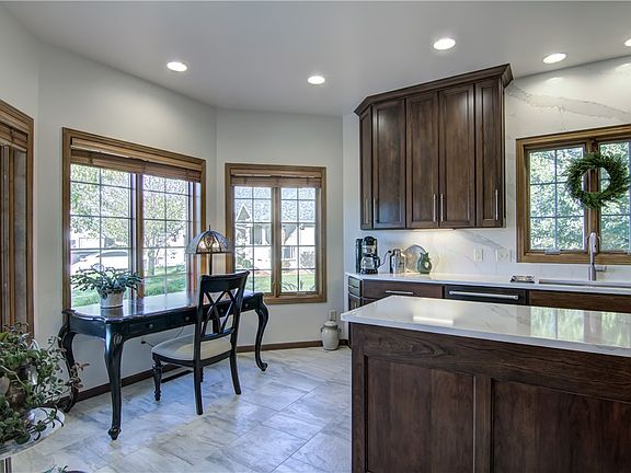 4th image of 4264 Mill Ridge Circle