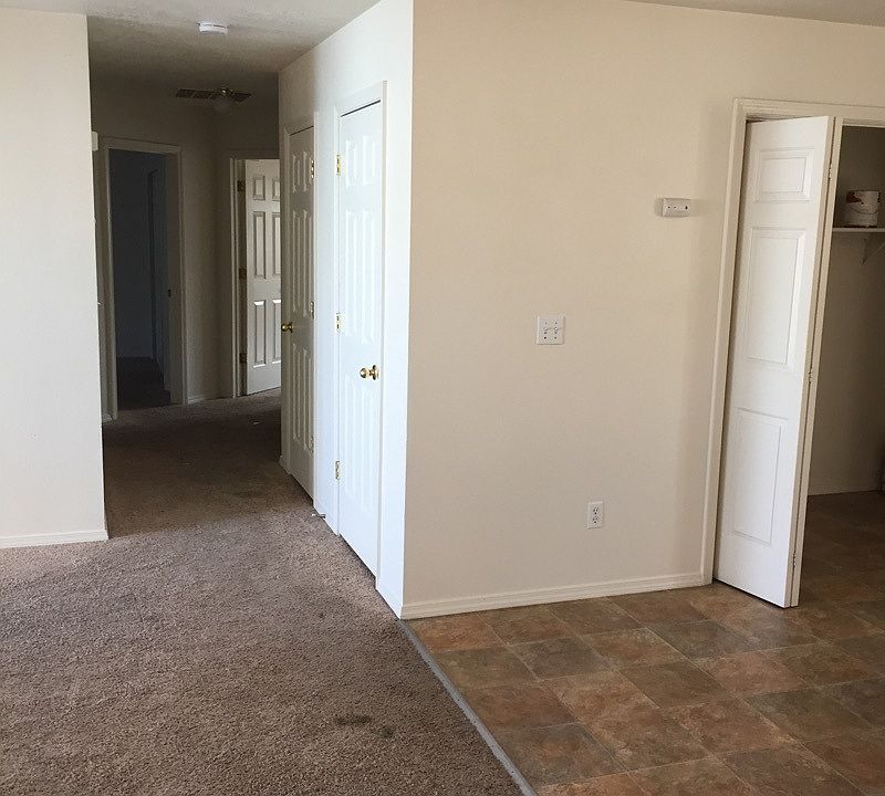 1st image of 1218 E Ash St APT B