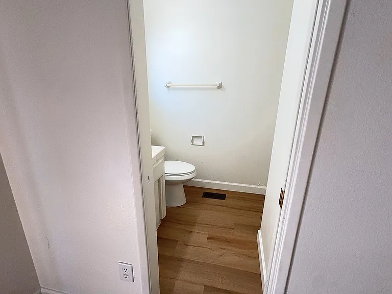 2705 Rockwood Pl — Photo 9