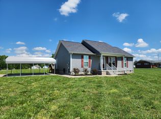 882 Prosser Rd, Leoma, TN 38468