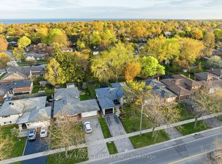 399 Lawson Rd, Toronto, ON M1C2J8
