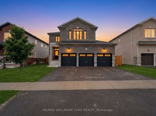 7 Middleton Dr, Wasaga Beach, ON L9Z 0L1