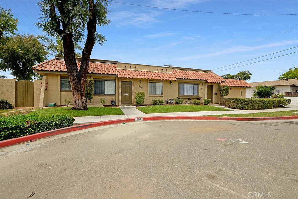 2 bed, 1100 sqft, $3,150 — Photo 1