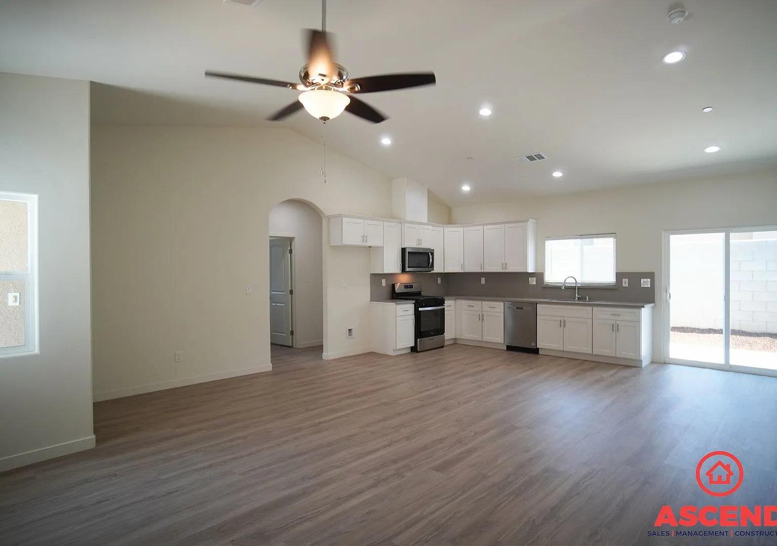 8509 Grandy St — Photo 2