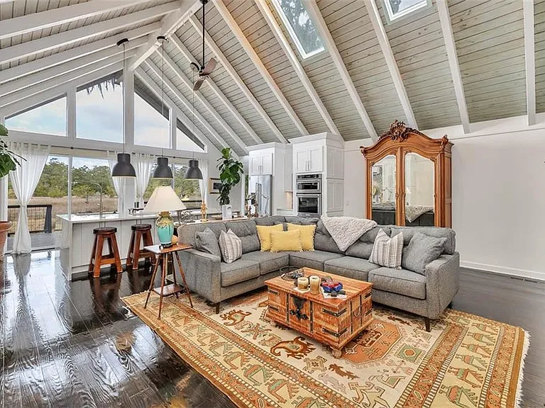 6201 Frederica Rd — Photo 18