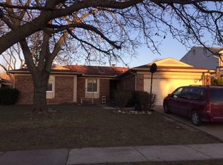 6820 Woonsocket St, Canton, MI 48187