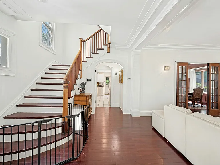 1016 Abbott Blvd — Photo 8