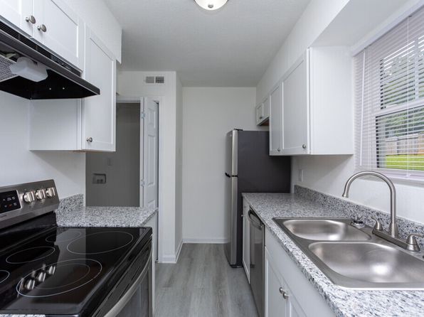 4565 Covington Hwy #103J