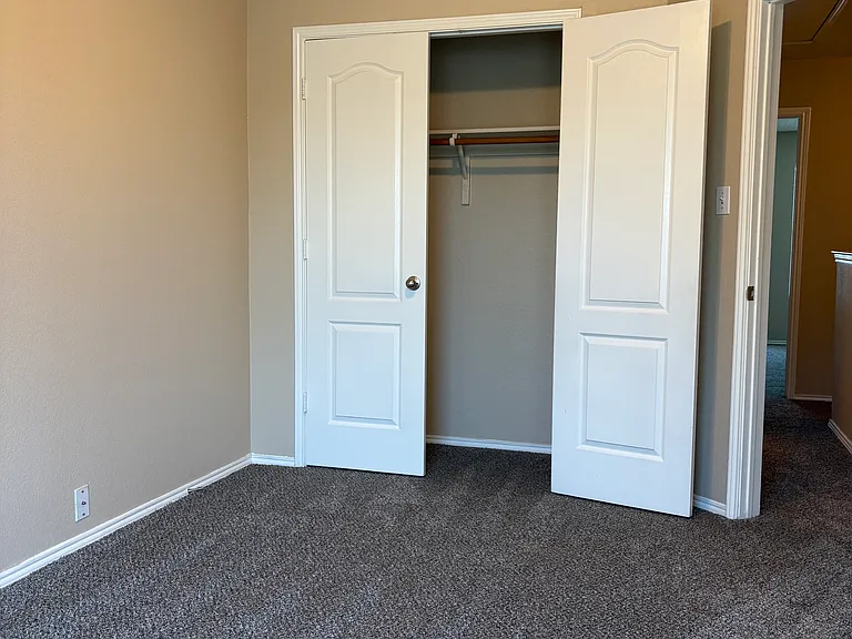5744 Giddyup Ln — Photo 14