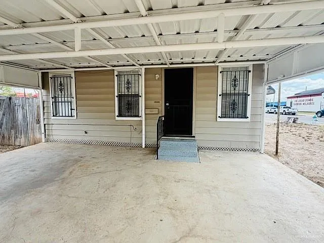1400 N Dunlap Ave — Photo 19