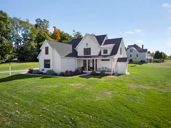 4 Ray Emma Dr Road #15-1, Epping, NH 03042