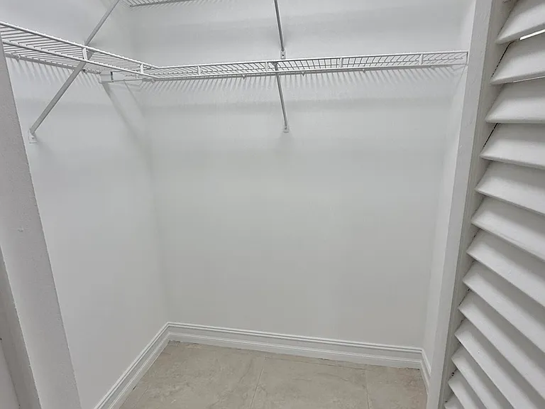 21440 Millbrook Ct — Photo 25