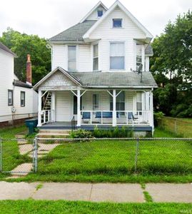 647 N Elm St, Muncie, IN, 47305