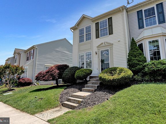 5th image of 1938 Laurel Oak Dr