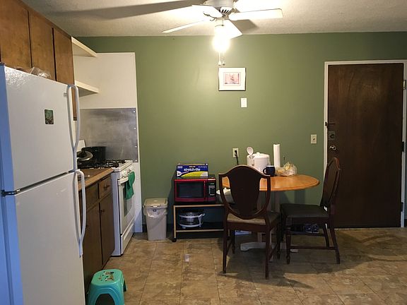 2nd image of 19 27th Ave SE APT 203