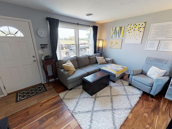 4th image of 4908 Exeter Ave