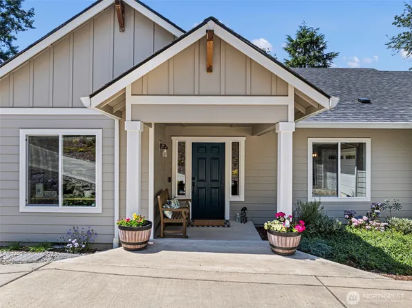9236 NE Country Woods Lane, Kingston, WA 98346