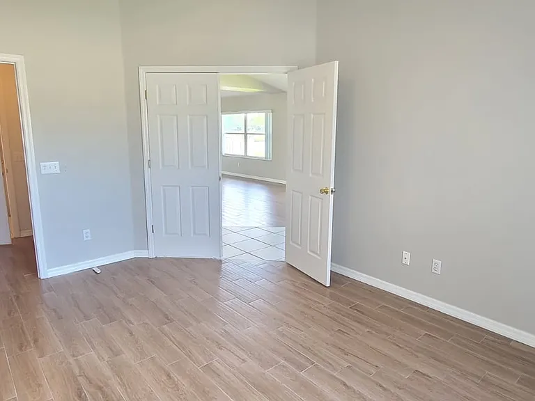 6755 Ferri Cir — Photo 18