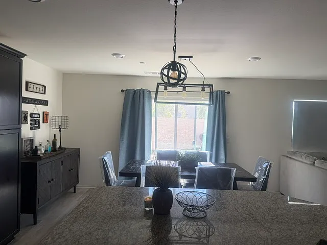 3 bed, 2.5 bath, 1794 sqft, $3,450 — Photo 4