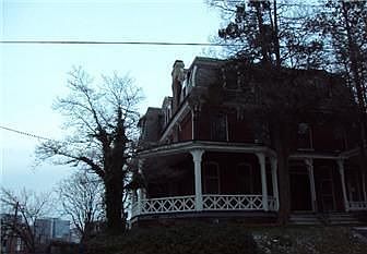 2nd image of 822 N Harrison St