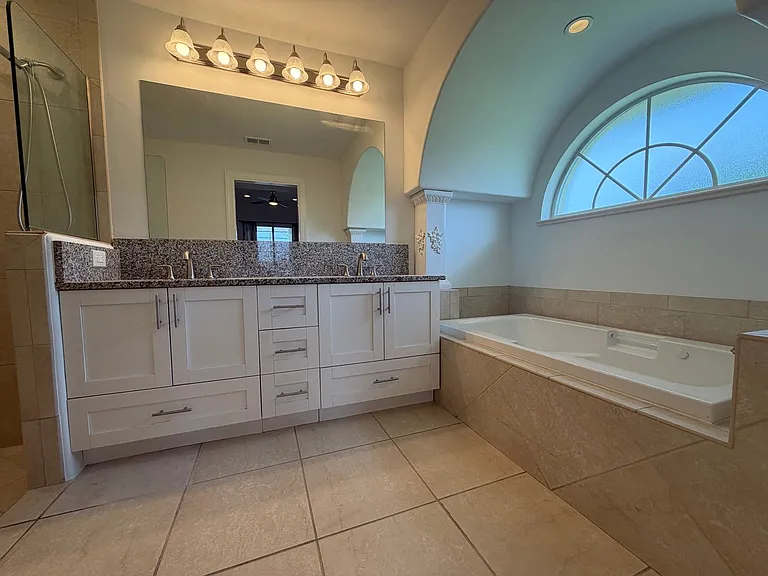 3425 Anton Ct — Photo 23