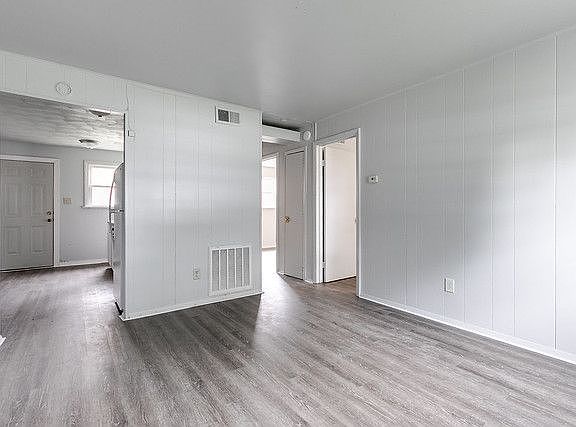 2nd image of 1903 Whitcomb St APT 2