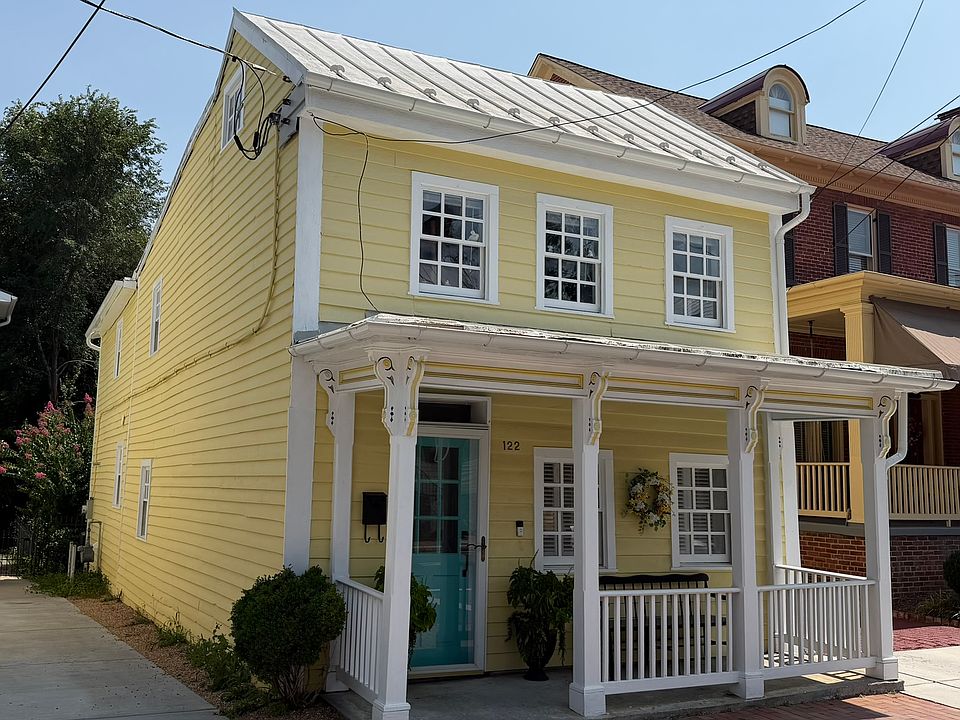 1st image of 122 N Washington St