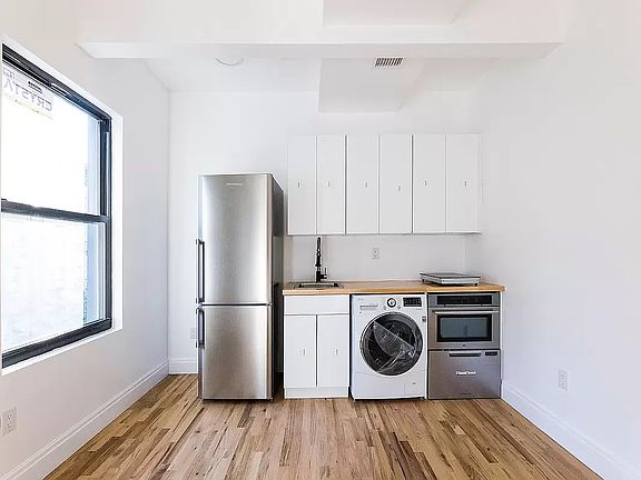 2nd image of 512 W 171st St APT 3C