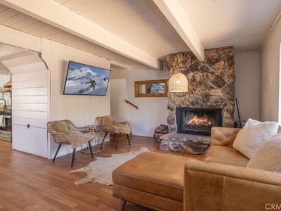 399 Kern Ave, Sugarloaf, CA, 92386