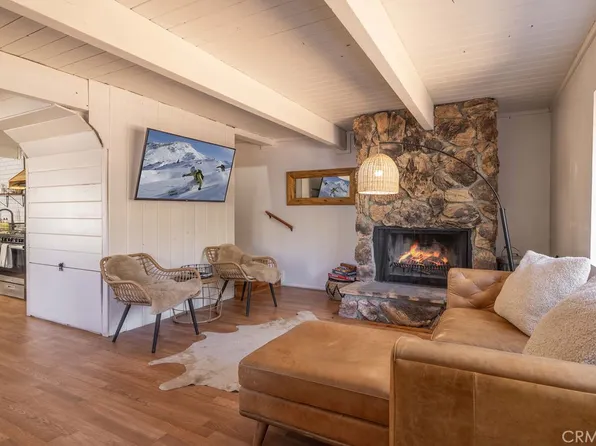 399 Kern Ave, Sugarloaf, CA 92386