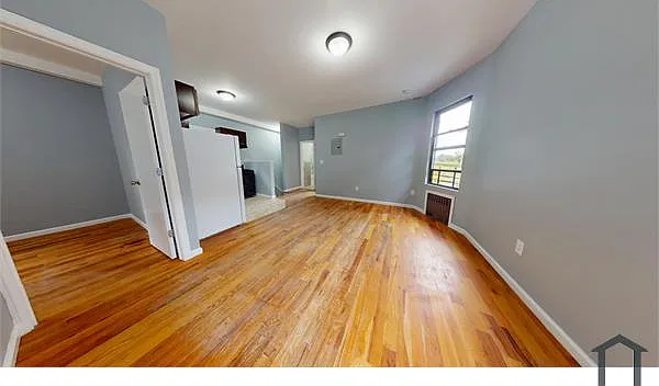 3 bed, $3,500 — Photo 3