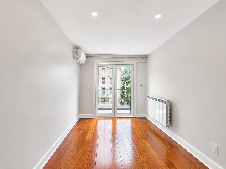 41-20 28th Ave #3 — Photo 3