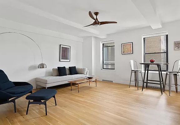 2nd image of 300 W 23rd St APT 15M