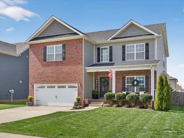 1350 Millet Dr, Clarksville, TN 37040