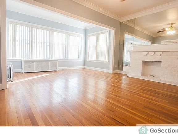3rd image of 6124 S Langley Ave #1