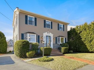 33 Fairview Ave, Swampscott, MA 01907