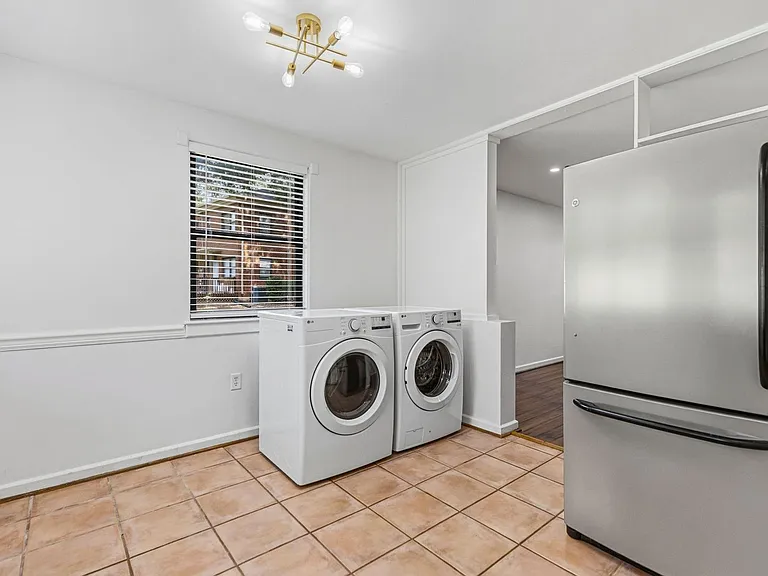 16 Faris Cir — Photo 8
