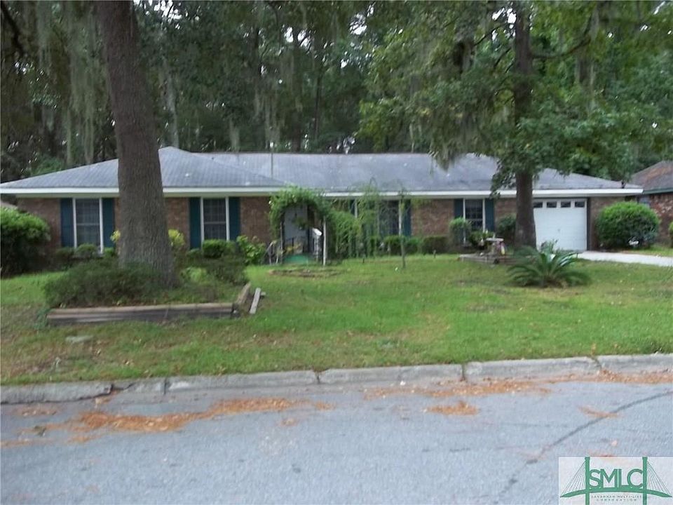 2nd image of 915 Old Mill Rd