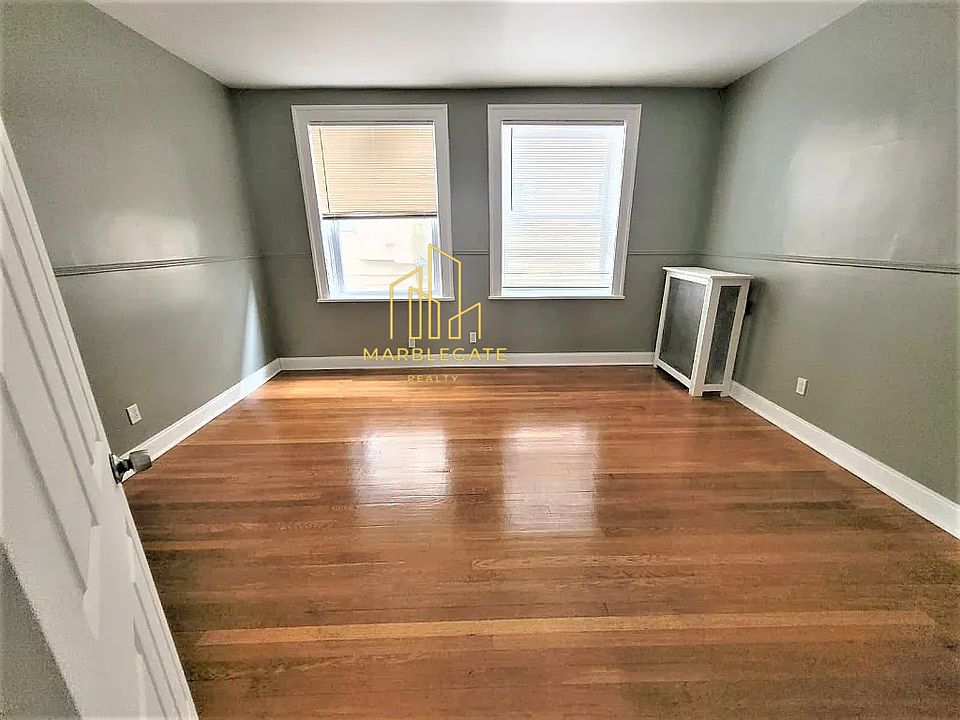 1st image of 207-208 S Harrison St #344