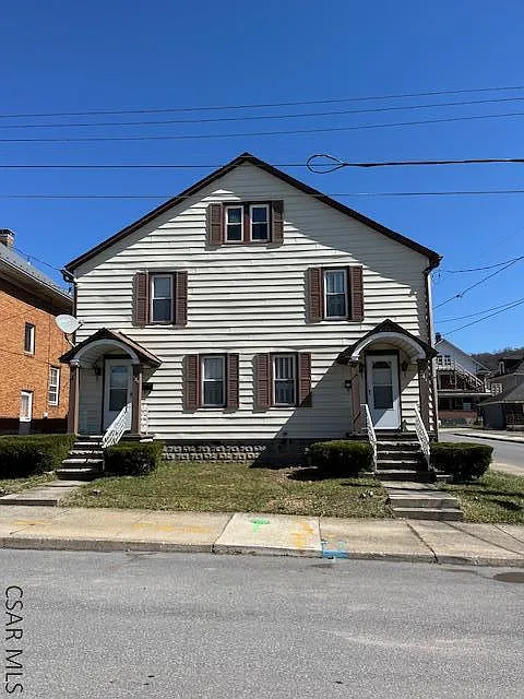 Building Photo - 539 Ash St