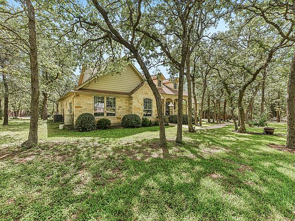 2nd image of 109 Elm Wood Dr