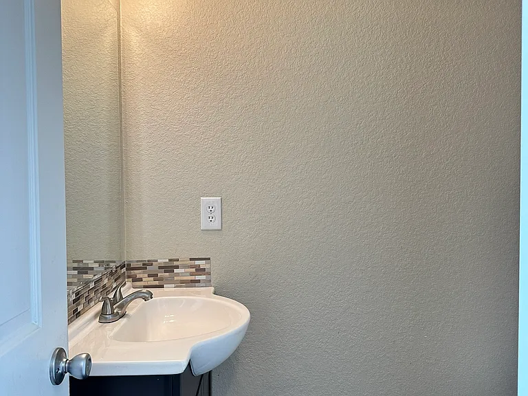 312 Southridge Pl — Photo 24