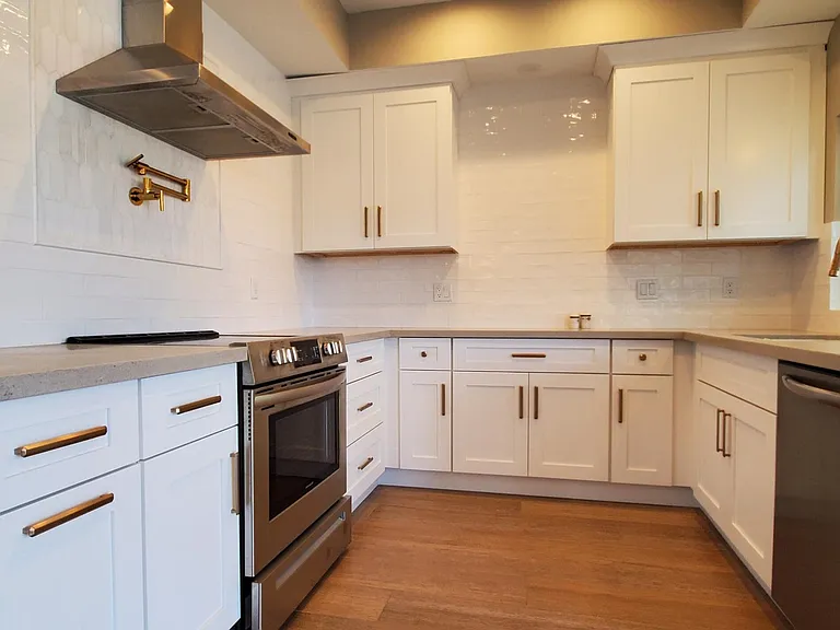 1301 W Windrift Way — Photo 6