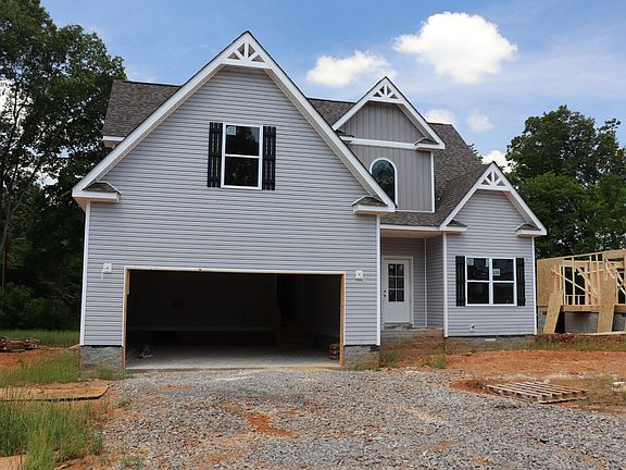 3rd image of 1308 Sussex Dr Lot 133