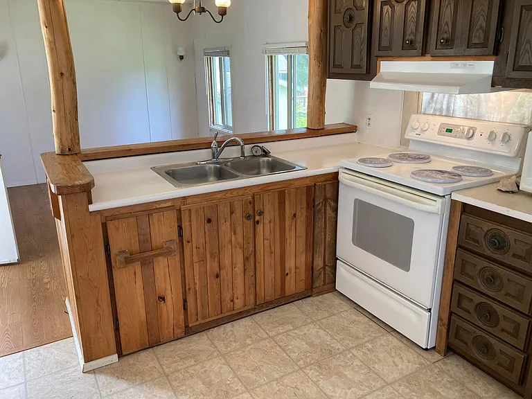 Shore Crest Dr — Photo 4
