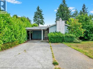 21022 123rd Ave, Maple Ridge, BC V2X4B4
