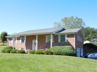 141 Old Rock Rd, Saltville, VA 24370