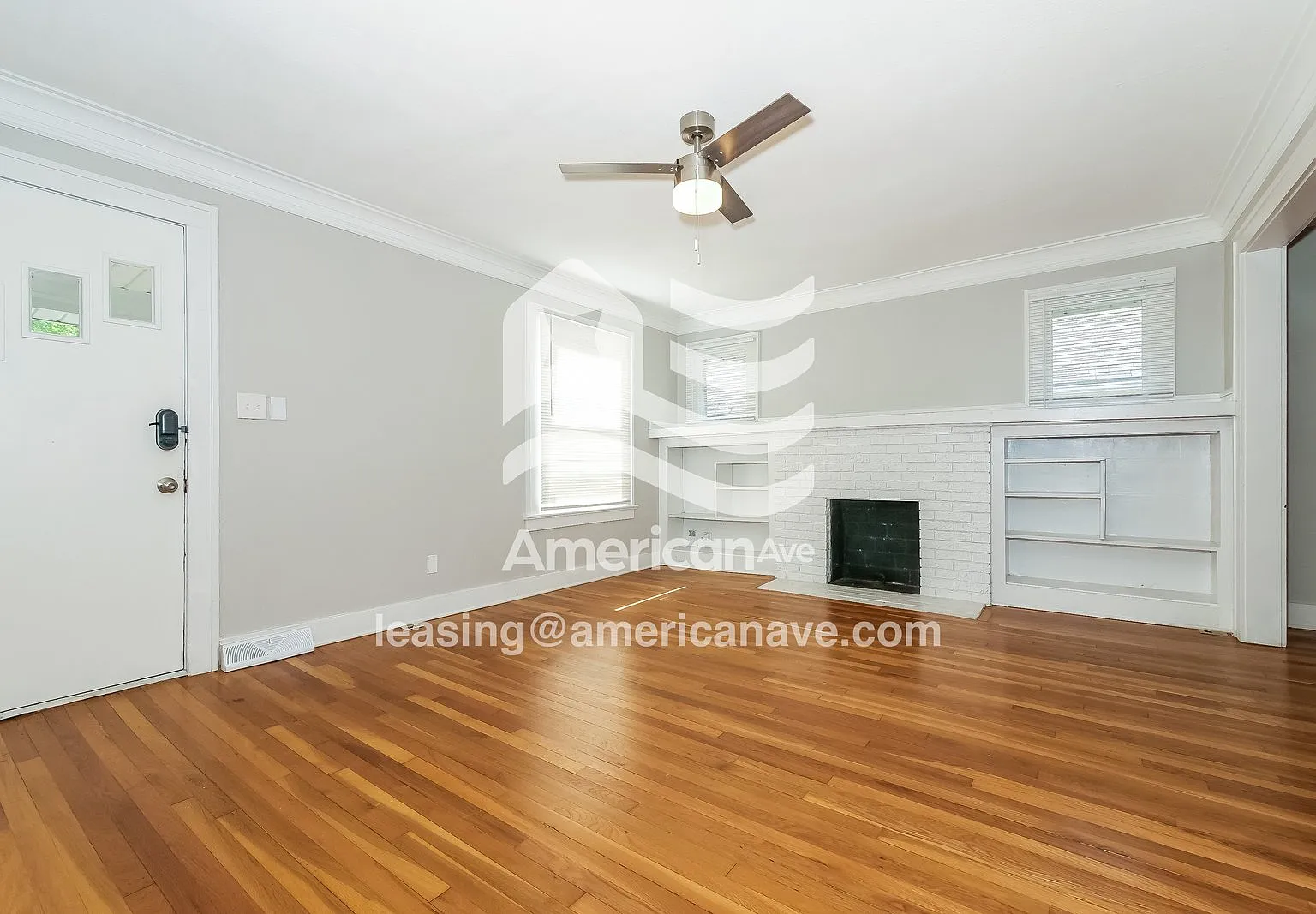 3 bed, 1.0 bath, 1186 sqft, $1,132 — Photo 3