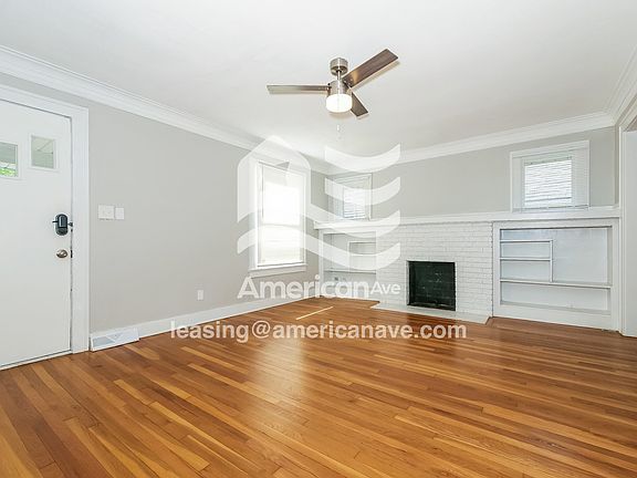 712080_003_living_room_13935249.jpg