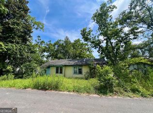 30 W 1st Ave, Hazlehurst, GA 31539